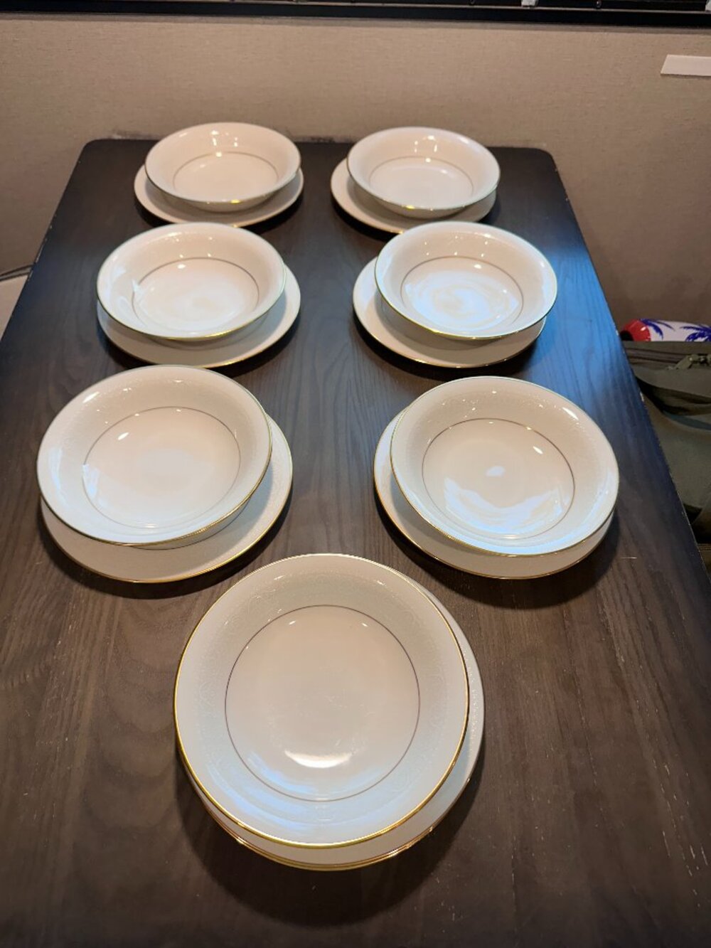 Noritake TULANE #7562 (7) Soup Bowls and Salad Plates